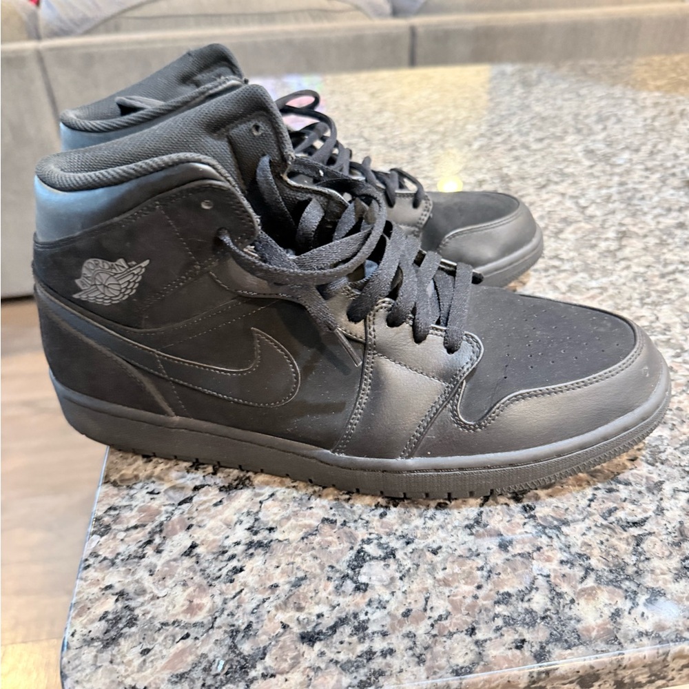 Jordan Men's Black High-Top Sneakers